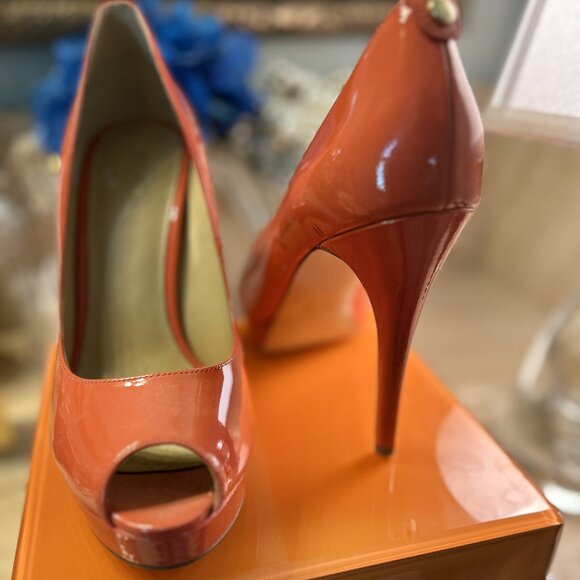 Michael Kors Patent Leather Peep-Toe Heels – Women Size 8.5 - Picture 1 of 4